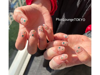 プルースラウンジ トウキョウ(Plus Lounge TOKYO)/緑ストーンキラキラネイル♪