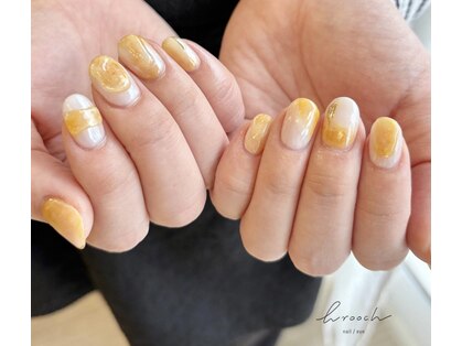 ブローチ(BRooCH)の写真