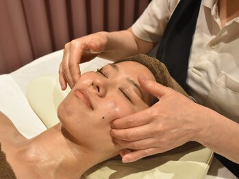 ビューティーサロン ラディアン(美肌・小顔・痩身)/小顔◆オールハンド施術