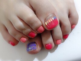 サンダルの季節♪フットネイル☆