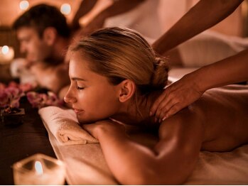 プラチナムアロマ 横浜関内店(PLATINUM AROMA)の写真/【カップル・ペアプランご用意☆】お二人同室の極上空間で癒されませんか♪