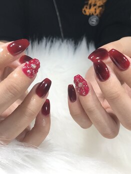 ジョリ チュン(JOLIE TRUONG)/