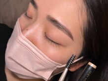 リピート率70％以上のハリウッドブロウリフトで素顔の満足度UP★