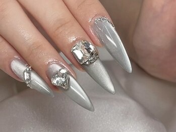 エマネイル プラスキハクヤ 枚方店(EmaNail+KIHAKUYA)の写真/長さだし&学割クーポン有☆手元を美しく魅せる美フォルムで綺麗な手元に♪可愛いデザイン多数/パラジェル有