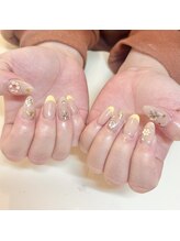 アイラッシュサロンアールツー(eyelash salon R2)/持ち込み フレンチネイル