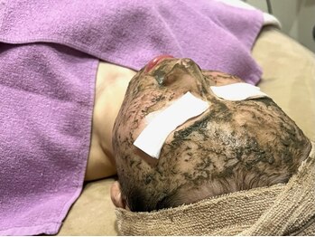 スプレミア(spuremia)の写真/【業界最高級"リアボーテ"のハーブピーリング】10回のエステより1回のハーブ☆毛穴/たるみ/ニキビケア◎