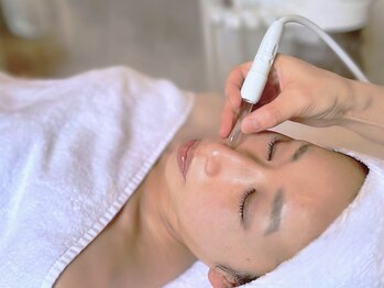 グレイス 高槻店(GRACE)の写真/《毛穴レス×卵肌》洗顔やクレンジングでとれないお顔のザラザラに...毛穴吸引で毛穴の汚れ徹底洗浄!