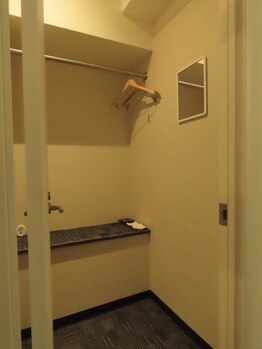 エイトバイエイト(8×8)/更衣室完備