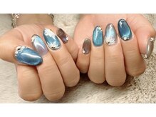 ミリ(Mili)/手描きフラワー