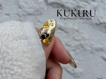 ククル(KUKURU)/ゴールドな華やかデザイン 80101