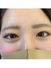 ヘアアンドアイ ブローチ(Brooch)/