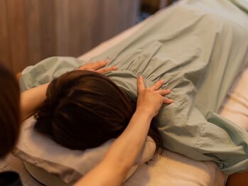 クマの冬眠 南川添店/施術風景