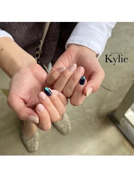 カイリー(Kylie)/大人ニュアンス