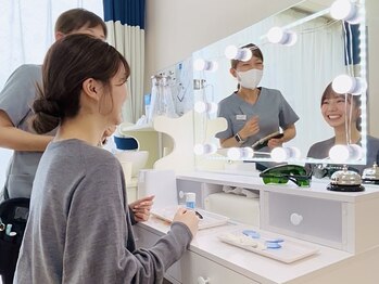 ホワイトニングビューティー 市川妙典店の写真/年々気になる歯の黄ばみ　魅力的な白い歯があなたの印象をグッとアップ！