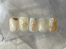 くすみベージュ春ニュアンス