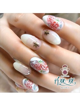 ステンドグラスネイル 手描き