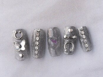 ネイルプラザ 河原町OPA店(NAIL PLAZA)/ブラック×ピアスネイル