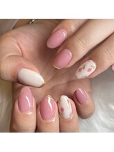 イルネイル バイ ルアナ(001..Nail by Luana.)/チューリップネイル