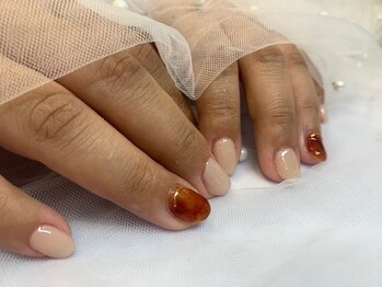 エーナイン イオン秋田中央店/べっ甲ネイル