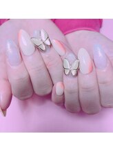 サロン ド ミミ(Salon de 33)/butterfly