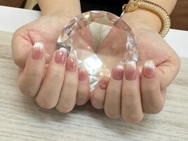 チークネイル　マググラデ