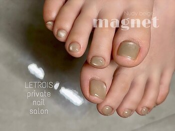 ルトロワ(LETROIS)/