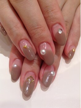 テラスアヴェダビューティー(Terrace AVEDA beauty)/大人フレンチネイル