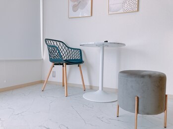 ナップ 吉祥寺(Nap)/白を基調とした清潔感ある店内