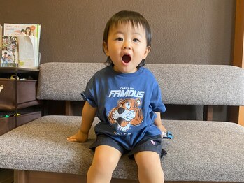 子育てママの整体サロン/施術中のお子様の様子