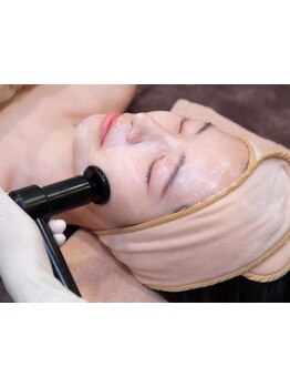 ホウレイ線・たるみ改善！予防ケア