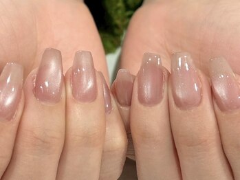 ジェルベーラ(Gerbera)/うるうるマグネットネイル