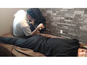 ハグプラス(hug+)/出張施術♪