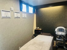 ミスター(Mr.)の雰囲気(完全個室。落ち着いた雰囲気のお部屋となっております。)