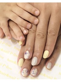 ニュアンスフラワーネイル♪