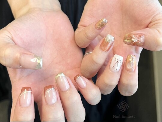 2025年冬】ニュアンス ななめフレンチ ハンドのネイルデザイン集｜人気  