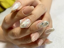 サロンドフォーエイチ(salon de 4H)/ミラーネイルで夏先取りネイル♪