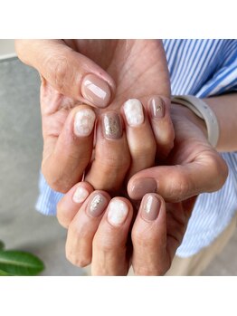 ミントリーフ バイ リート(Mint leaf by Reat)/ホワイトシェルネイル