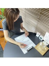 シンデレラサロン(Cinderella salon)/ジム１．問診票の記入