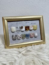 リトルムーン(Little moon)/11月〔foot〕monthly design1