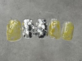 イエロー×シルバーニュアンス