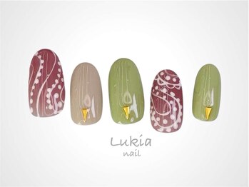 ルキア(Lukia)/シンプルペイズリー