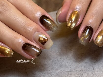 アール(R)の写真