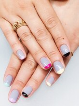 ミキュア(MICURE)/個性派フレンチネイル