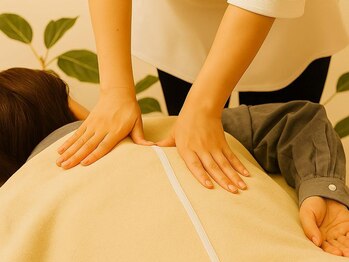 ユルリ 平塚(yururi)の写真/「肩こり」は肩だけほぐしても改善できない！お一人お一人のお悩みに合わせた施術で、原因から根本改善へ◎