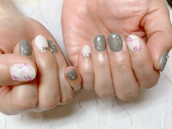アンジュネイル(Angenail)/水彩お花ネイル