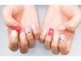 ストーン埋めつくしで可愛いく！