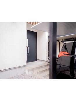 小規模プライベートサロン