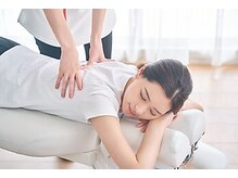 カラダファクトリー 金沢文庫店の雰囲気(力加減などお客様に合わせて施術いたします。)