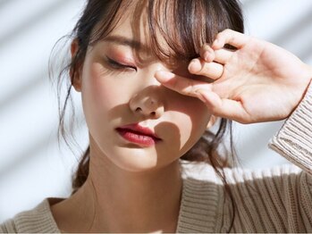 GRAN EYE 新秋津店【グランアイ】の写真/いつでも美しい目元でいたい方に!一本一本丁寧に装着するのでモチが良く,綺麗な仕上がりが長持ちの秘訣♪