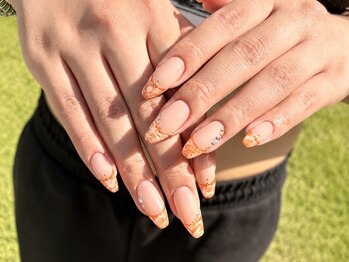 リリー(Liliy)の写真/どのジャンルでも対応可能！トレンドアートが得意な空間で理想のアートネイルを♪
